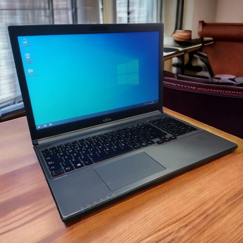 FUJITSU LIFEBOOK E756 15 6 i7-6600U 8GB 240GB SSD FUJITSU LIFEBOOK E756 15 6 i7-6600U 8GB 240GB SSD