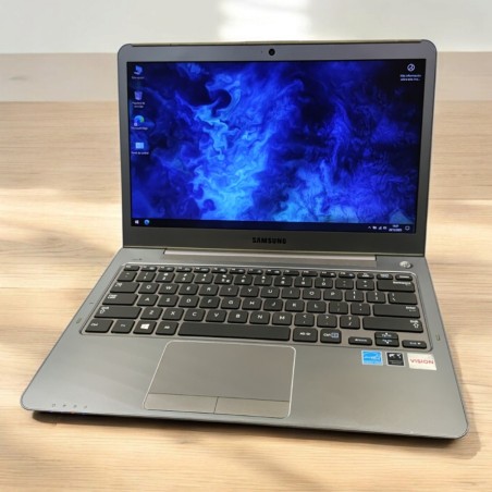 Samsung NP535U3C AMD A6-4455M 4GB 500GB HDD W10